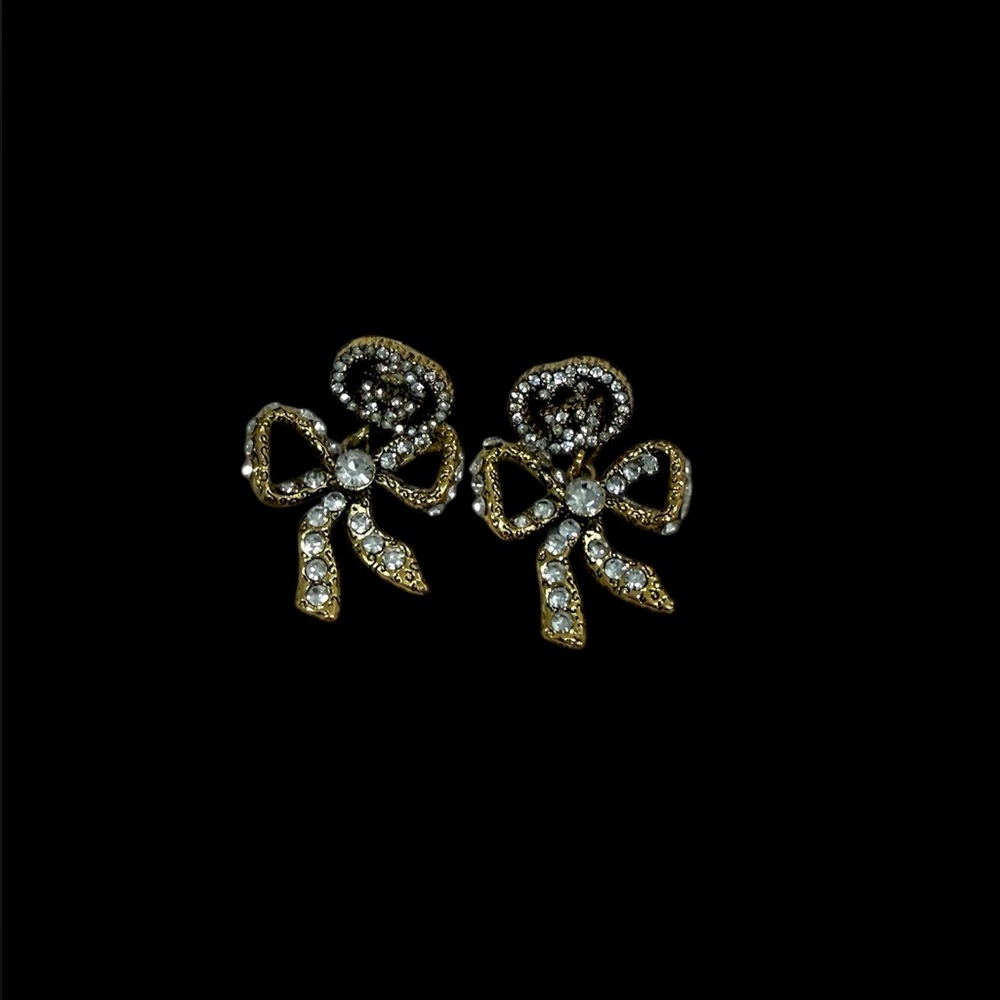 Elegant Gold-Tone Bow Earings with Gemstones